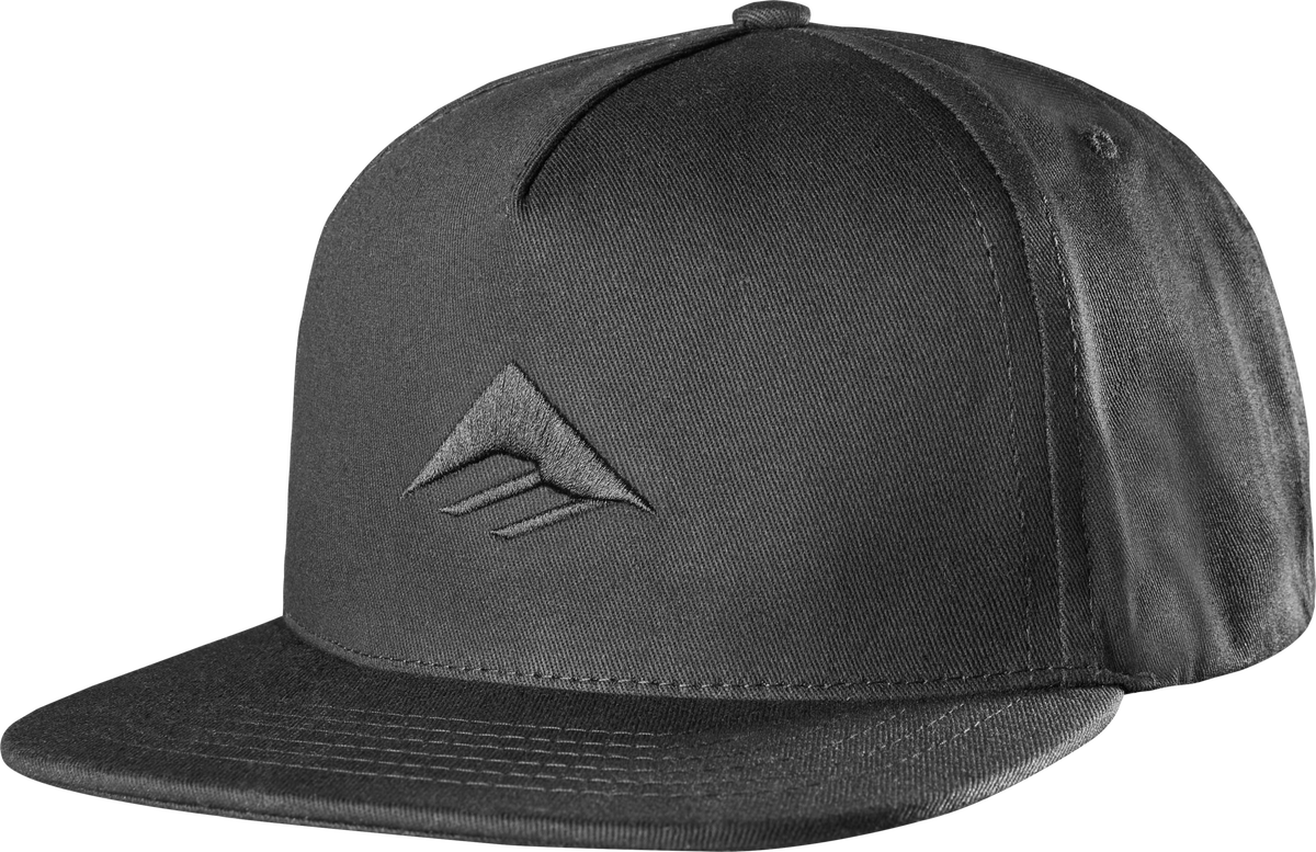 CLASSIC SNAPBACK HAT